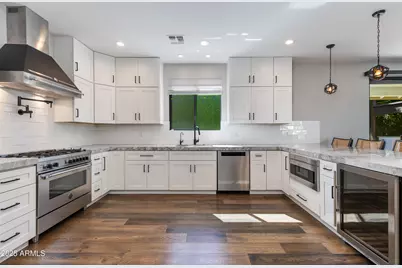 3821 E Devonshire Avenue, Phoenix, AZ 85018 - Photo 7