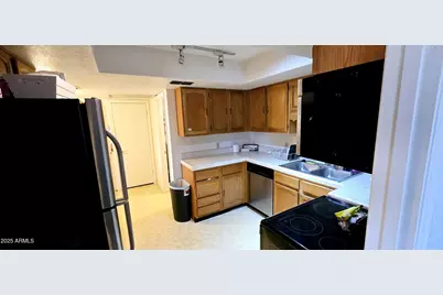 8344 N 21st Drive #I212, Phoenix, AZ 85021 - Photo 9