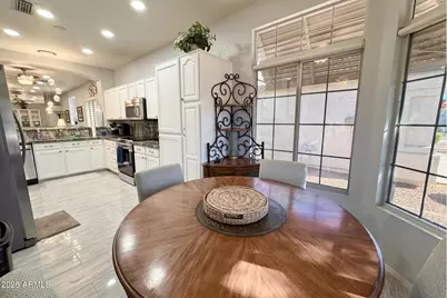 10268 W Potter Drive, Peoria, AZ 85382 - Photo 11