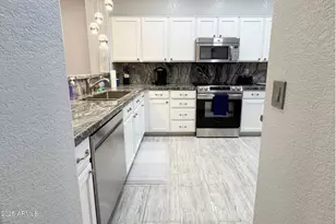 10268 W Potter Dr, Peoria, AZ 85382 - Photo 7