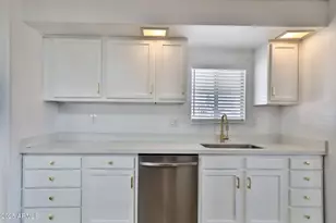 110 S 72nd Way, Mesa, AZ 85208 - Photo 7