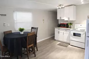 10401 N Cave Creek Rd, Phoenix, AZ 85020 - Photo 13