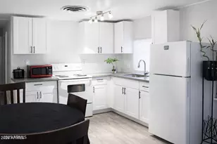 10401 N Cave Creek Rd, Phoenix, AZ 85020 - Photo 5