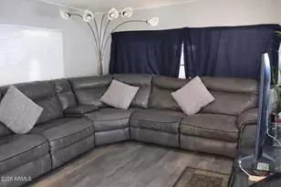 10401 N Cave Creek Rd, Phoenix, AZ 85020 - Photo 9
