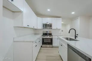 18119 W Peak View Rd, Surprise, AZ 85387 - Photo 13