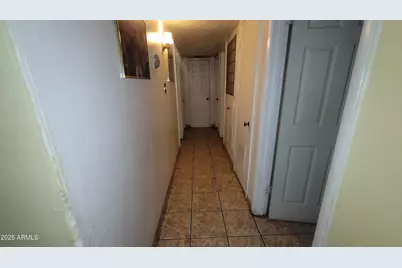 4315 W Osborn Road, Phoenix, AZ 85031 - Photo 13