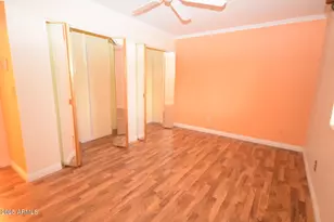 3926 E Laurel Ln, Phoenix, AZ 85028 - Photo 15