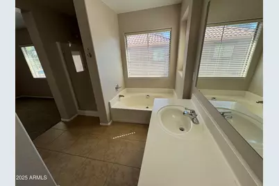 3822 E Santa Fe Lane, Gilbert, AZ 85297 - Photo 17