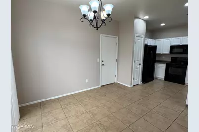 3822 E Santa Fe Lane, Gilbert, AZ 85297 - Photo 5