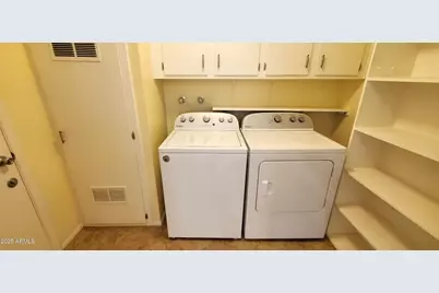 13606 N Redwood Drive, Sun City, AZ 85351 - Photo 9