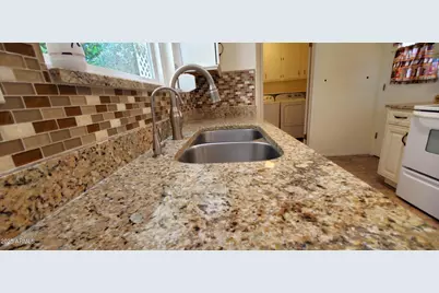 13606 N Redwood Drive, Sun City, AZ 85351 - Photo 13