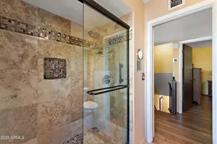 1803 E Frier Dr, Phoenix, AZ 85020 - Photo 15