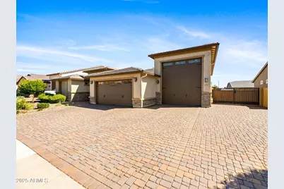 23733 N 169th Lane, Surprise, AZ 85387 - Photo 3