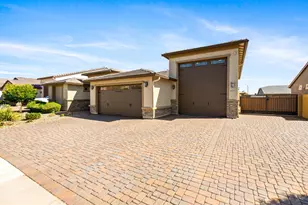 23733 N 169th Ln, Surprise, AZ 85387 - Photo 3