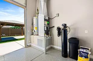 23733 N 169th Ln, Surprise, AZ 85387 - Photo 43