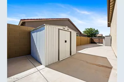 23733 N 169th Lane, Surprise, AZ 85387 - Photo 43