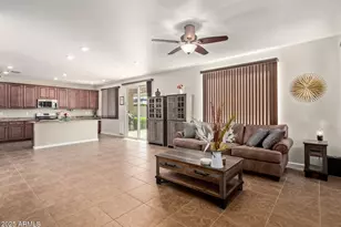 13123 W Cottontail Ln, Peoria, AZ 85383 - Photo 5