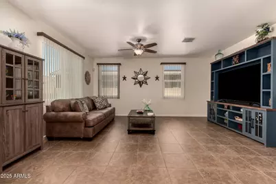 13123 W Cottontail Lane, Peoria, AZ 85383 - Photo 3