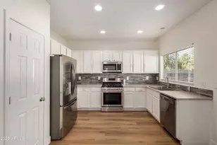 3792 E Woodside Way, Gilbert, AZ 85297 - Photo 11