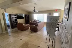 607 W Villa Rita Dr, Phoenix, AZ 85023 - Photo 9