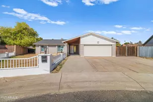 2846 W Villa Rita Dr, Phoenix, AZ 85053 - Photo 1