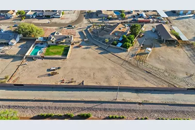 22038 W Hilton Avenue, Buckeye, AZ 85326 - Photo 3