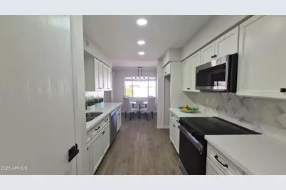 4058 E Crescent Avenue, Mesa, AZ 85206 - Photo 9