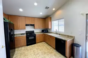 44147 W Snow Dr, Maricopa, AZ 85138 - Photo 5