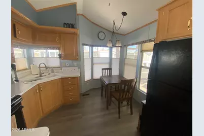 1087 S Shoshone Drive, Apache Junction, AZ 85119 - Photo 5