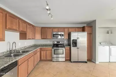 5318 W Mauna Loa Lane, Glendale, AZ 85306 - Photo 9