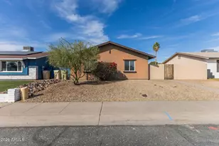 5318 W Mauna Loa Ln, Glendale, AZ 85306 - Photo 1
