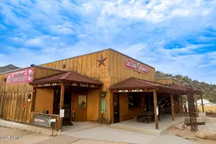 231 E Santa Cruz Dr, Phoenix, AZ 85085 - Photo 9