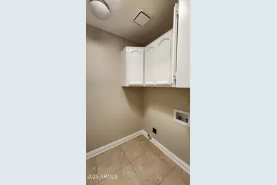 211 E Tremaine Avenue, Gilbert, AZ 85234 - Photo 25