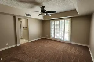 211 E Tremaine Ave, Gilbert, AZ 85234 - Photo 19