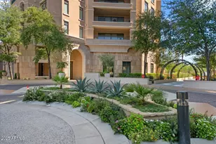 7181 E Camelback Rd, Scottsdale, AZ 85251 - Photo 21