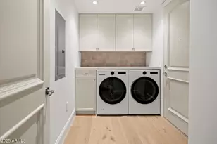 7181 E Camelback Rd, Scottsdale, AZ 85251 - Photo 17