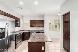 7751 W Pipestone Pl, Phoenix, AZ 85035 - Photo 7