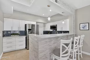 7401 W Arrowhead Clubhouse Dr, Glendale, AZ 85308 - Photo 11