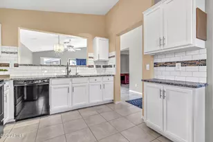 30178 N Coral Bean Dr, San Tan Valley, AZ 85143 - Photo 11