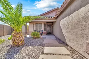 30178 N Coral Bean Dr, San Tan Valley, AZ 85143 - Photo 9