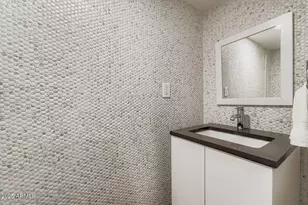 4113 E Glenrosa Ave, Phoenix, AZ 85018 - Photo 11