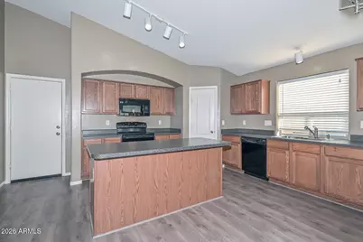 17687 W Charter Oak Road, Surprise, AZ 85388 - Photo 11