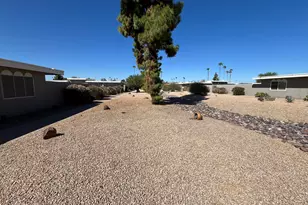 16822 N Boswell Blvd, Sun City, AZ 85351 - Photo 17