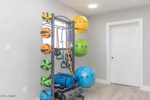 2936 E Indian School Rd, Phoenix, AZ 85016 - Photo 9