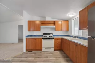 2121 N Center St, Mesa, AZ 85201 - Photo 3