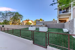 2323 N Central Ave, Phoenix, AZ 85004 - Photo 33