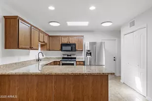 6531 N 16th Dr, Phoenix, AZ 85015 - Photo 9