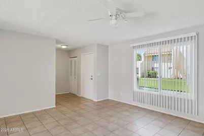 5742 N 43rd Drive, Glendale, AZ 85301 - Photo 7