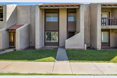 5742 N 43rd Drive, Glendale, AZ 85301 - Photo 3