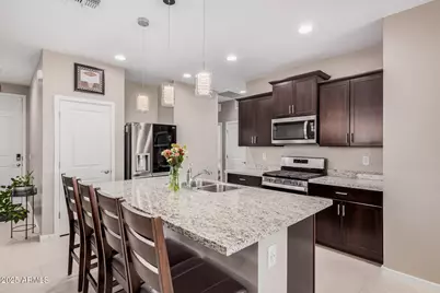 10736 W Chipman Road, Tolleson, AZ 85353 - Photo 1